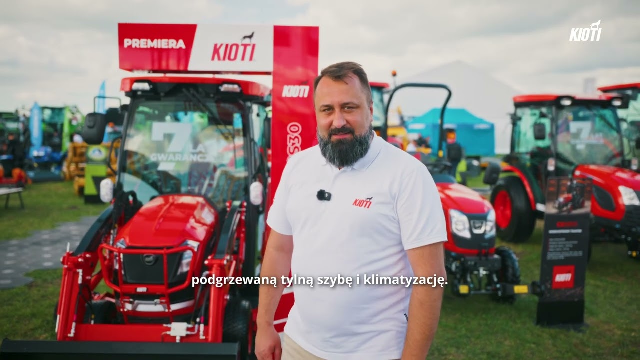 CS30 - kompaktowy i zwinny ciągnik do zadań komunalnych i ogrodniczych!