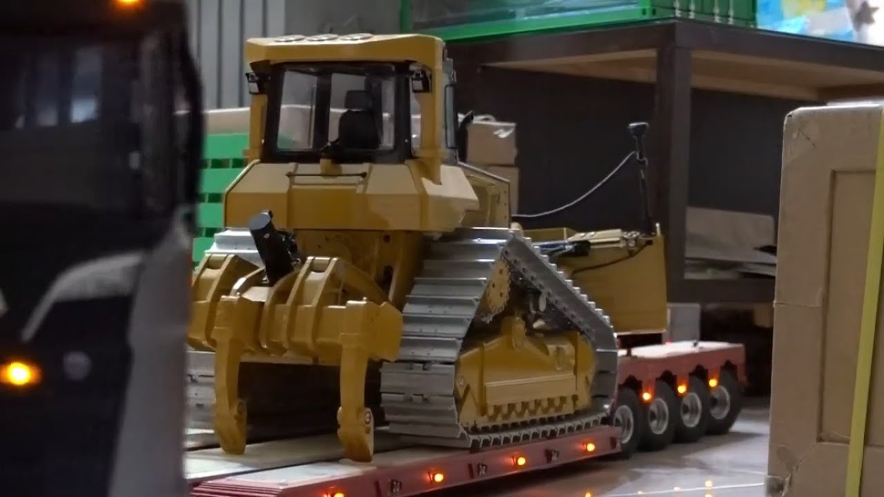RC 推土機上下低板台子車+770S拖運（Load＆ Unload D6XE Dozer  from LOW-LOADER／JEEPDOLLY）