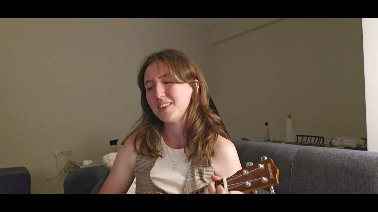 Let's fall in love for the night - Finneas ukulele cover 