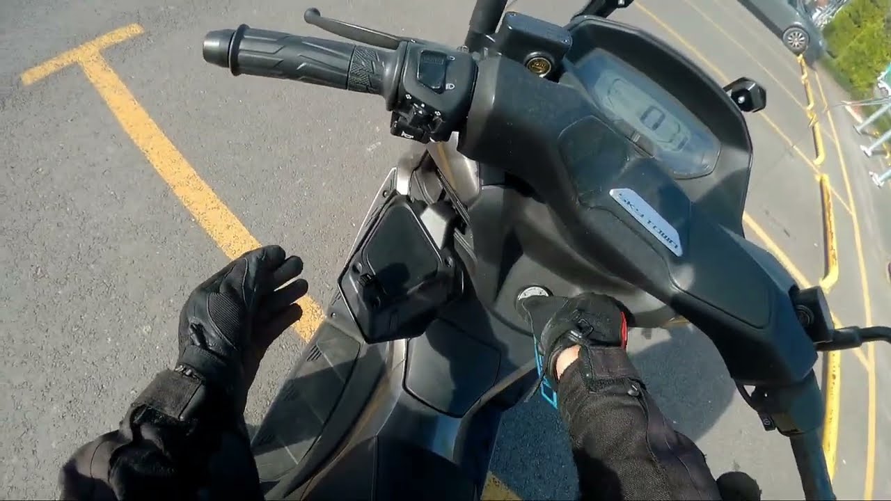 YERLI ÜRETİM KYMCO SKYTOWN 125 TEST SÜRÜŞÜ | PCX KADAR GÜÇLÜ AMA HAVA SOĞUTMALI