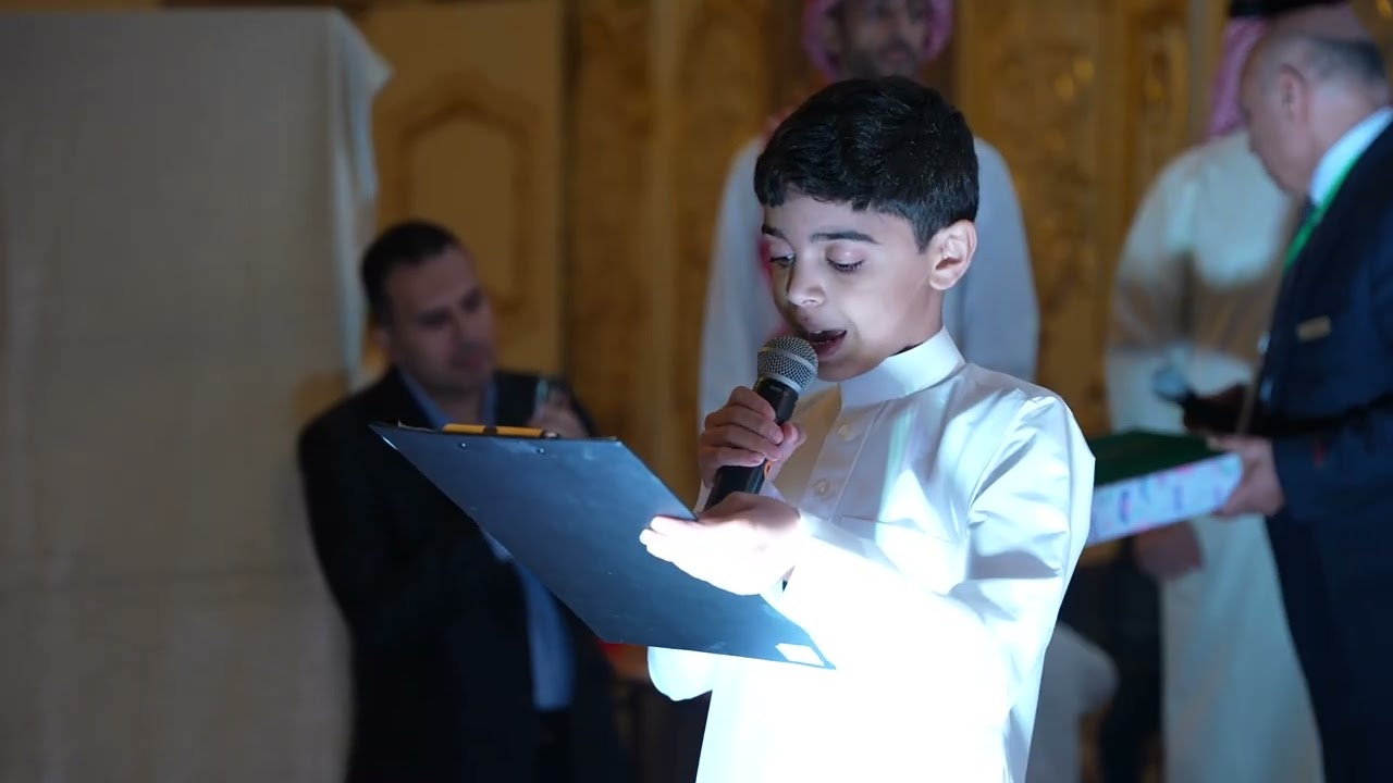 التقرير القصير - حفل التخرج  لمدرسة القطيف الابتدائية الأهلية لعام ١٤٤٥ - ٢٠٢٤ ( الكوكبة ٢٤ )