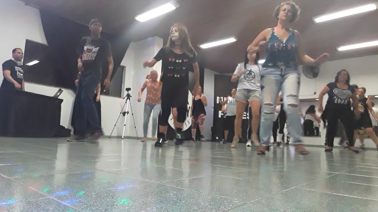 Aula de flash back - passinho Flecha -   Prof. Gerson Fornaciari.