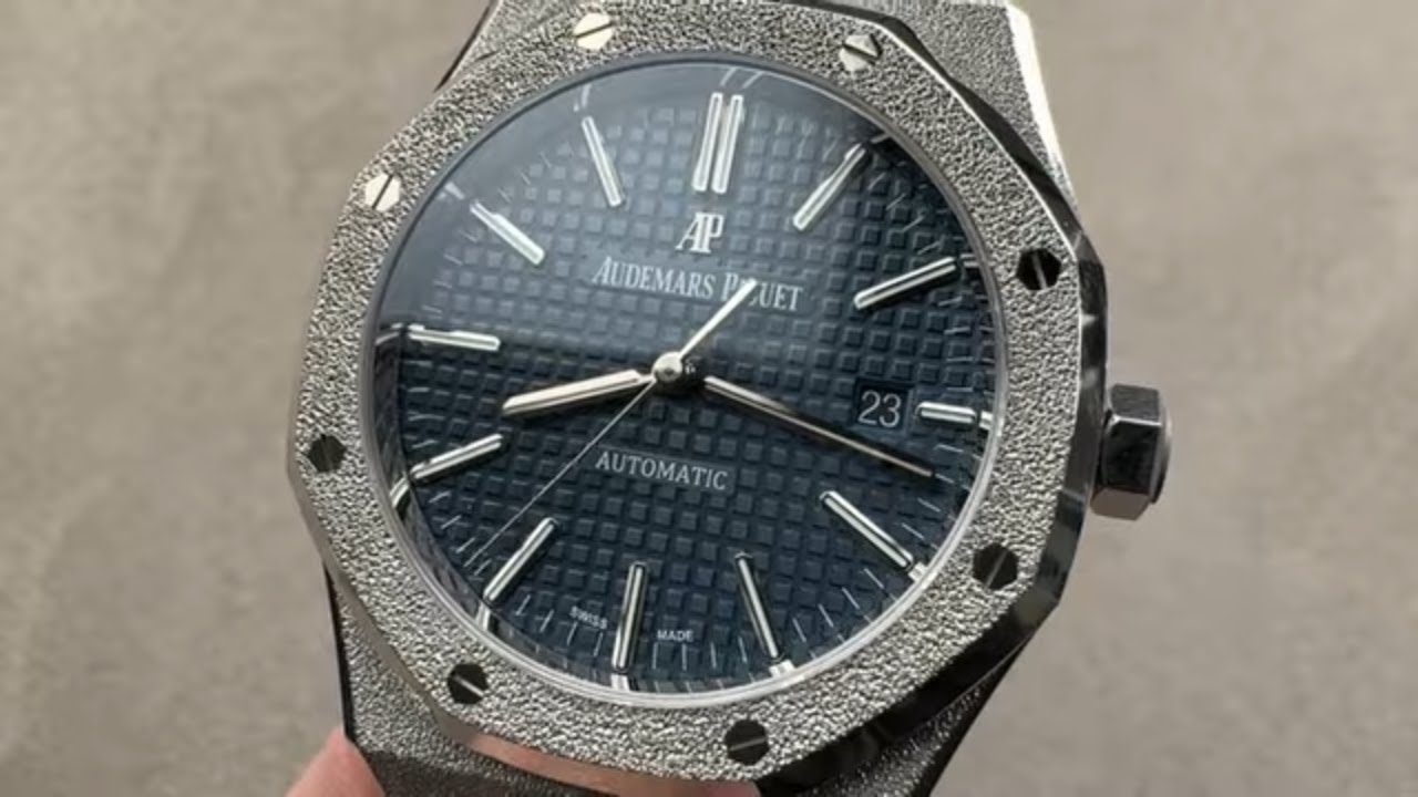 Обзор часов Audemars Piguet Royal Oak Frosted Gold 15410BC.GG.1224BC.01