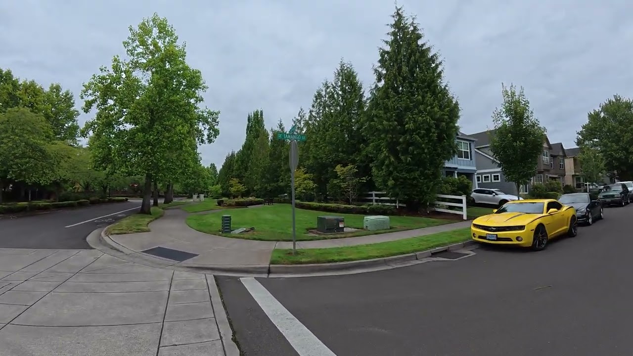 Walking in the Arbor Roses neighborhood of Hillsboro, Oregon