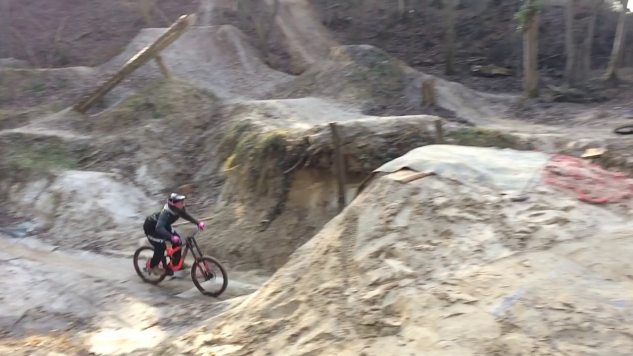 DH session cheptainville