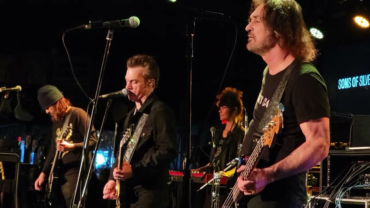 SONS OF SILVER - Hold Tight - Live Stone Pony