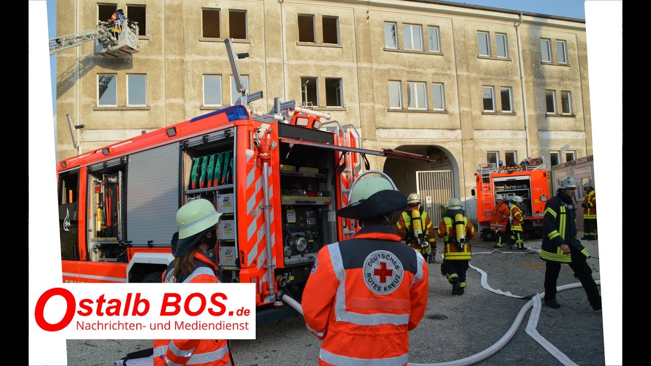 [MENSCHENRETTUNG MIT DREHLEITER] Hauptübung Feuerwehr Aalen und DRK