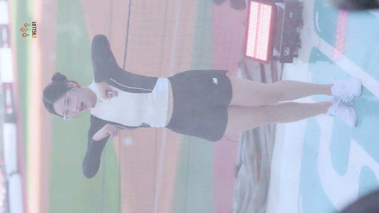 “오늘의 응원, 내가 책임질게🔥” 김정원 치어리더의 투혼가 오프닝 직캠