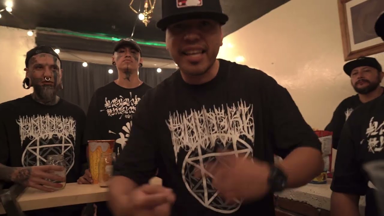 No nacimos para complacerte-Insanidadmental(video oficial)ft deka