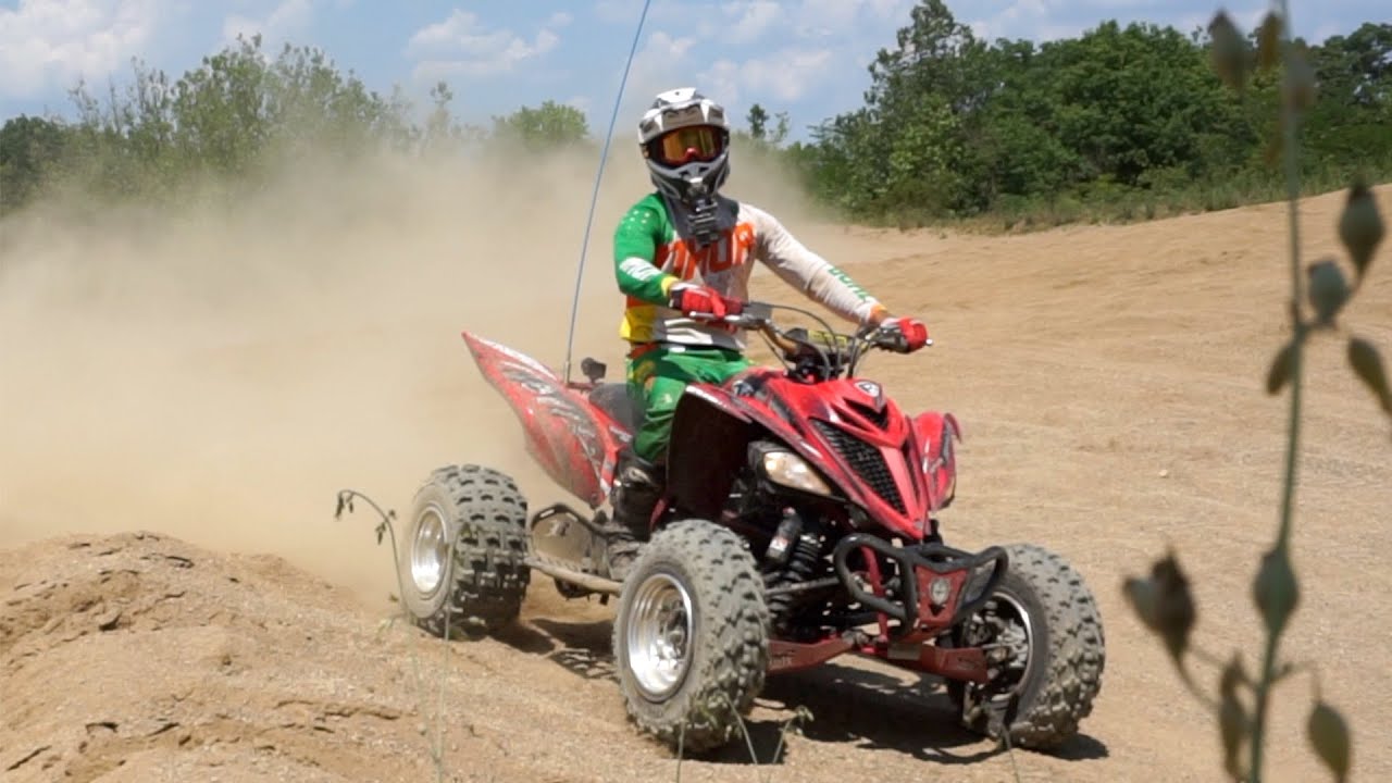 Исследуя парк Badlands Off Road
