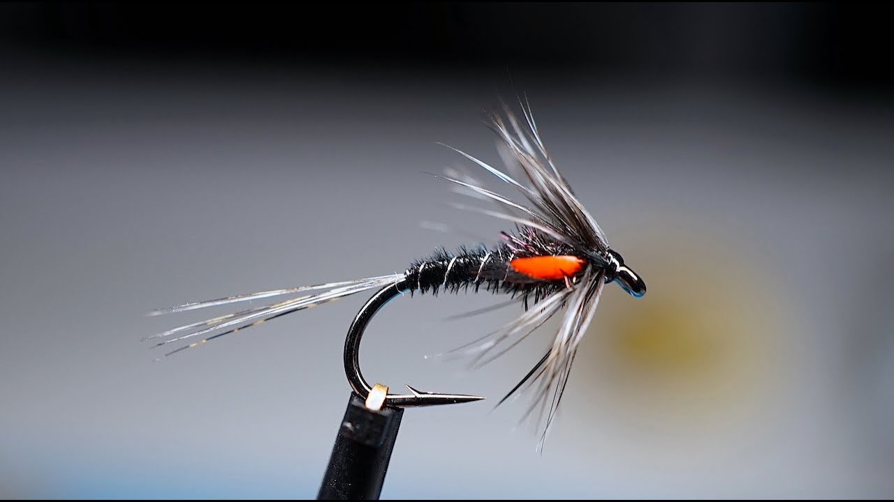 Tying a Duck Fly Cruncher by Davie McPhail