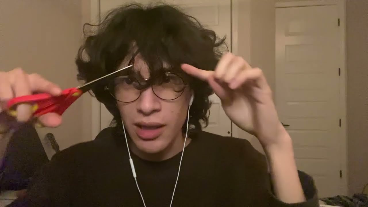 ASMR cutting your hair and plucking you eyebrows ✂️