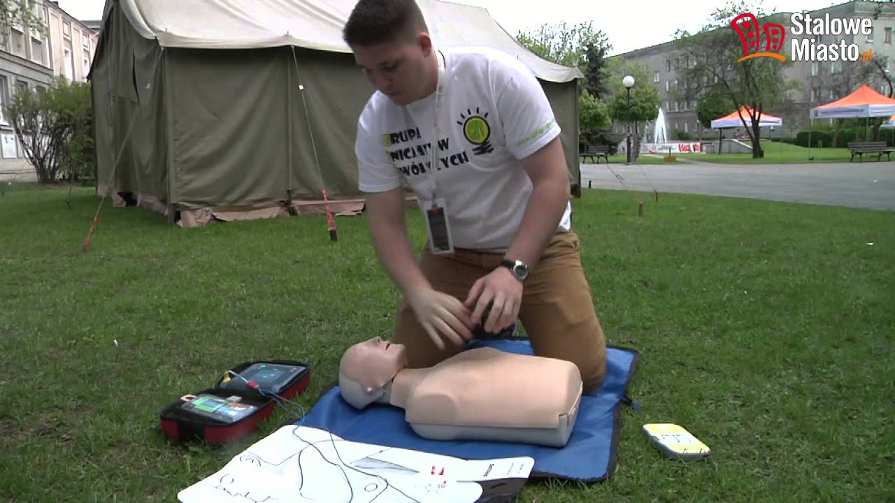 Jak działa defibrylator AED?