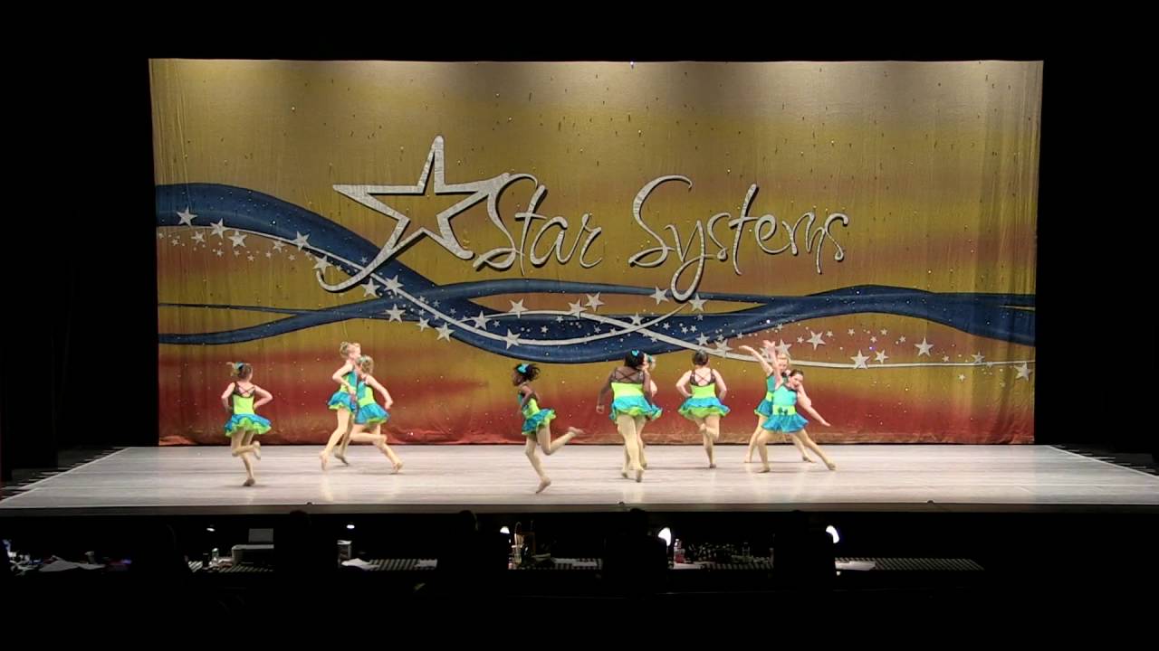 Dance Express Petite Jazz - You Can't Stop the Beat