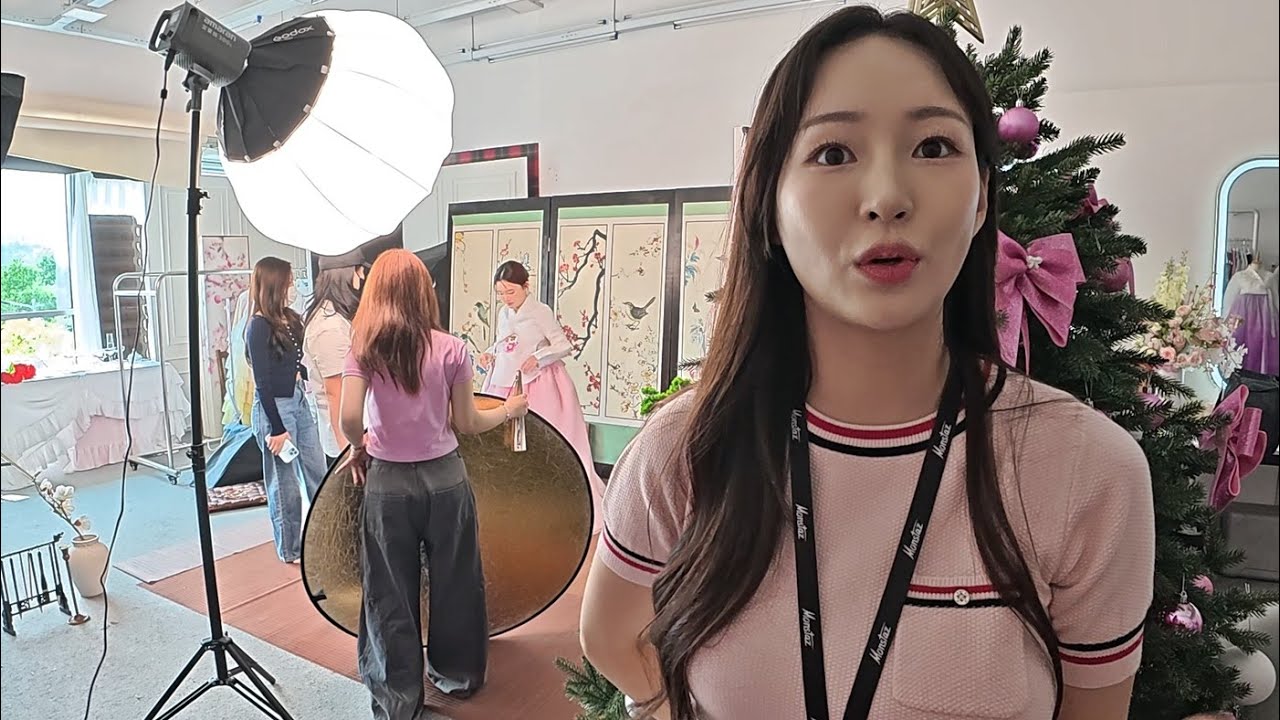 최근 한복 촬영하려는 베트남 손님들이 부쩍 늘었네요...