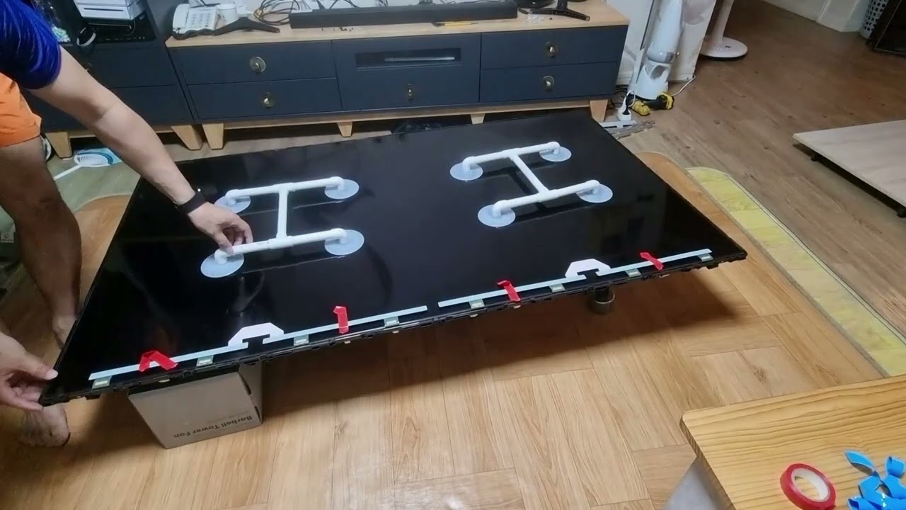 LED TV 백라이트 교체작업 영상(LG 65UK6090PUA)