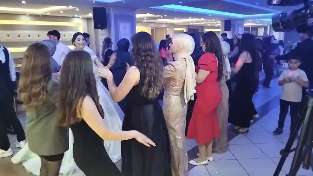 SALİH TOKAÇ OĞLU ALİ TOKAÇ'IN DÜĞÜNÜ VİDEO.10