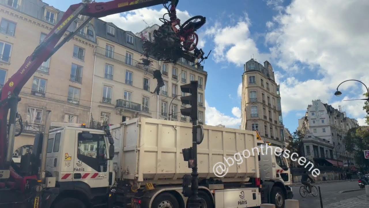 LIVE: Aftermath in Paris Following October 17th Unrest in France