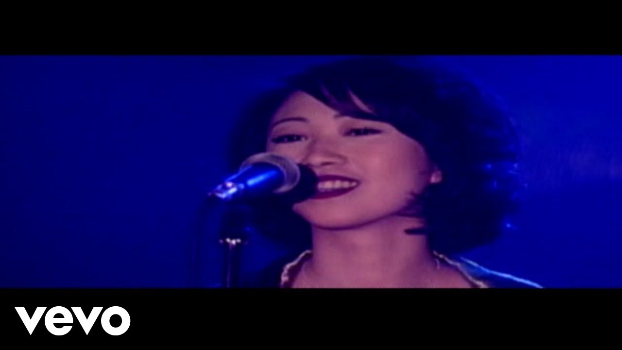 李翊君 - 夜空 (Official Video)