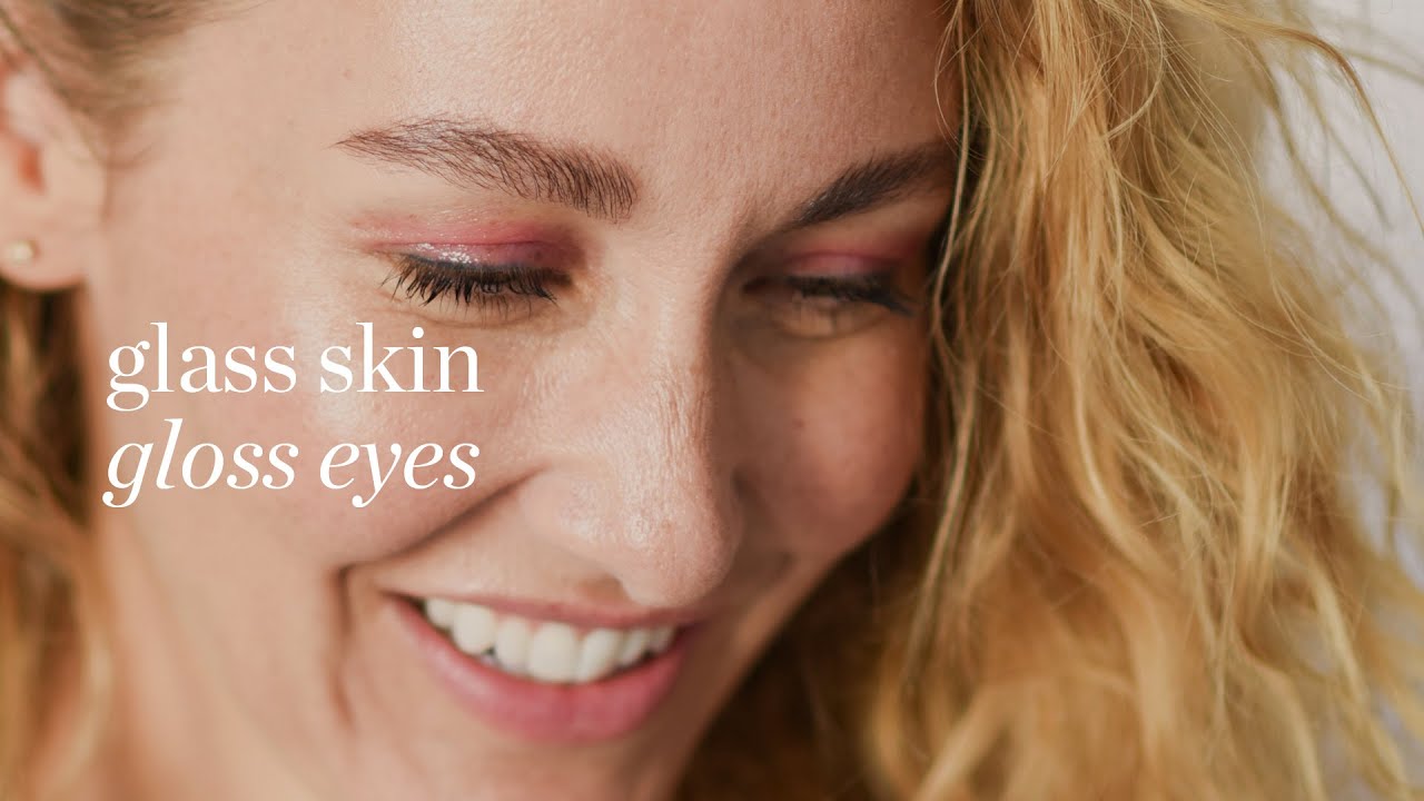Get The Look: Glowing Skin & Trending Gloss Eyelids