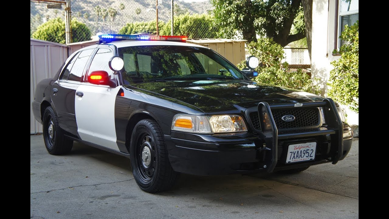 Ford Crown Victoria Police Interceptor Lights & Siren