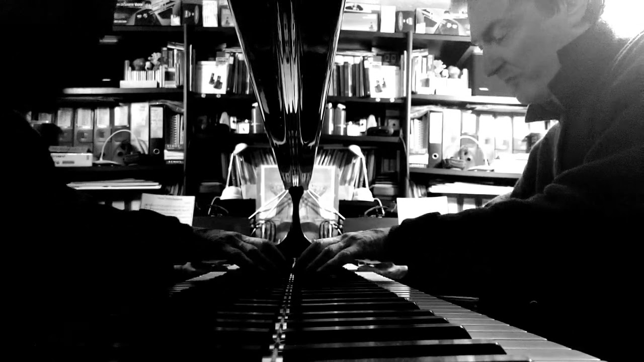 Luca Sanna suona: BEETHOVEN Sonata op.31 n.2 Terzo Movimento 