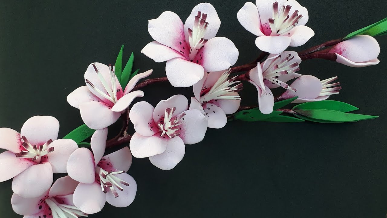 Lindo de galho de flores cerejeira,sem frisadores!!