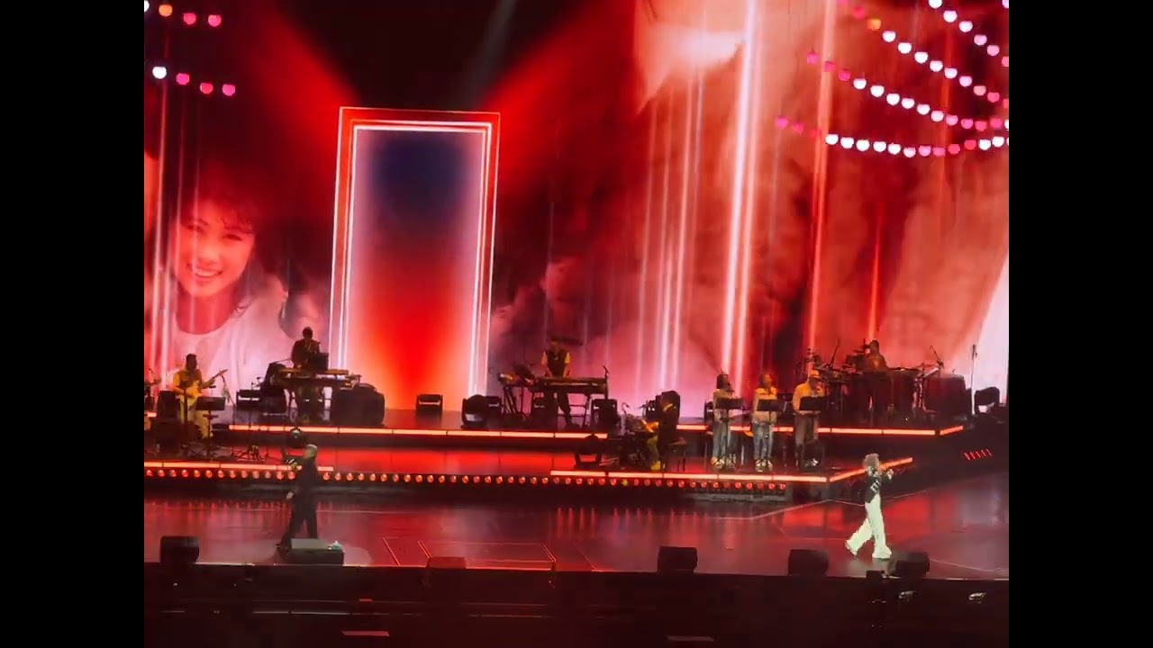 GEORGE LAM & SALLY YEH 林子祥 x 葉蒨文「白頭到老 WE ARE ONE」 世界巡迴演唱會 — Opening song 《敢爱敢做 + 200度》