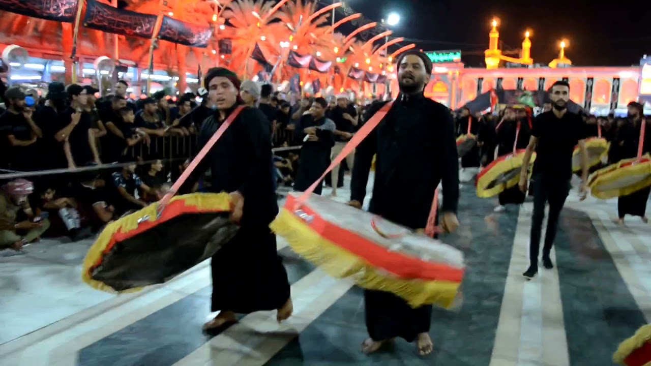 دخولية جمهور السدير موكب ابو الفضل العباس ع إلى منطقة بين الحرمين وصحن الامام العباس عليه السلام