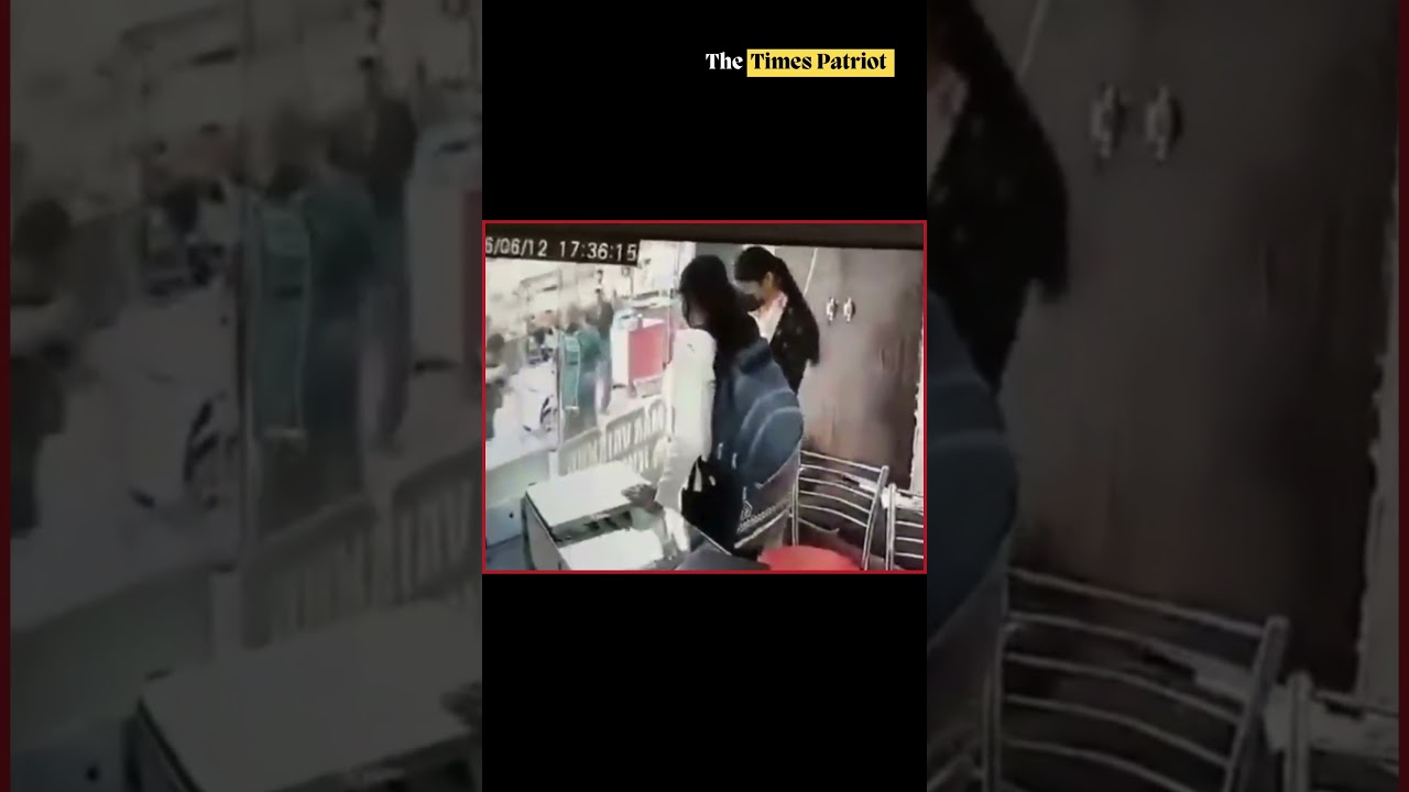 Two Women Allegedly Use Pepper Spray to Rob Patna Jewellery Shop, Locals Foil Escape