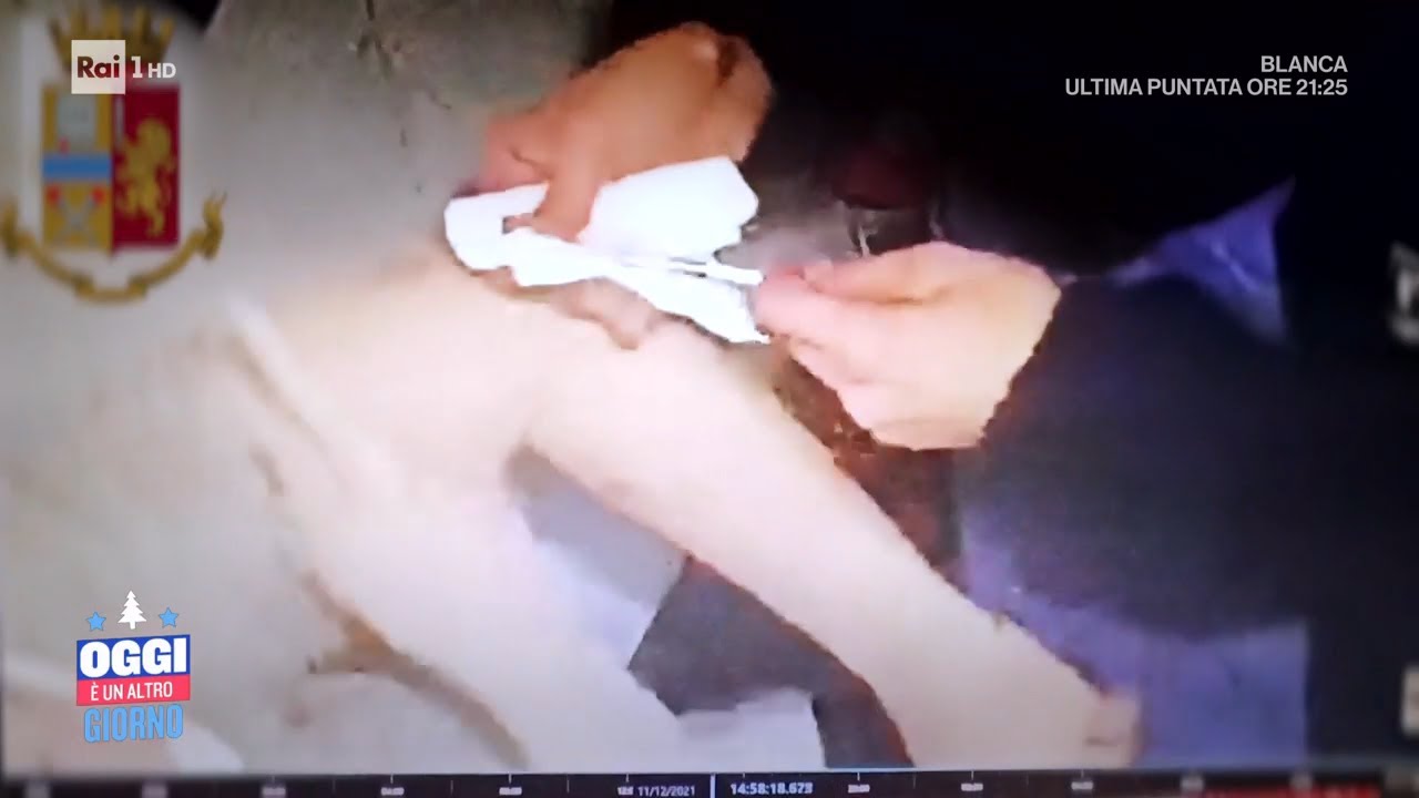 Covid, scoperta la truffa dei falsi vaccini per i no vax - Oggi &egrave; un altro giorno 21/12/2021