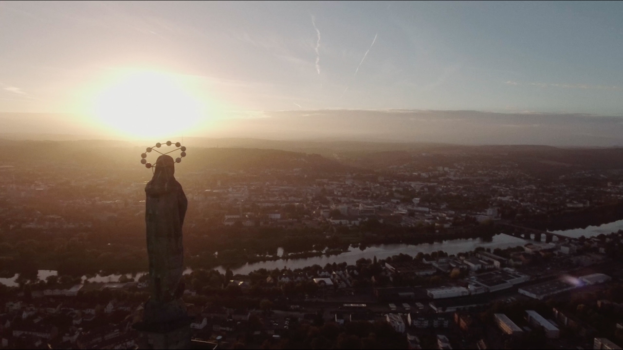 Hochschule Trier - grenzenlos. pulsierend. vision&auml;r.