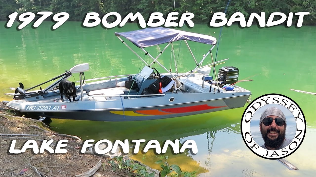 Fontana Lake NC on my 43 year OLD Boat - BIG Bass - Ep.13