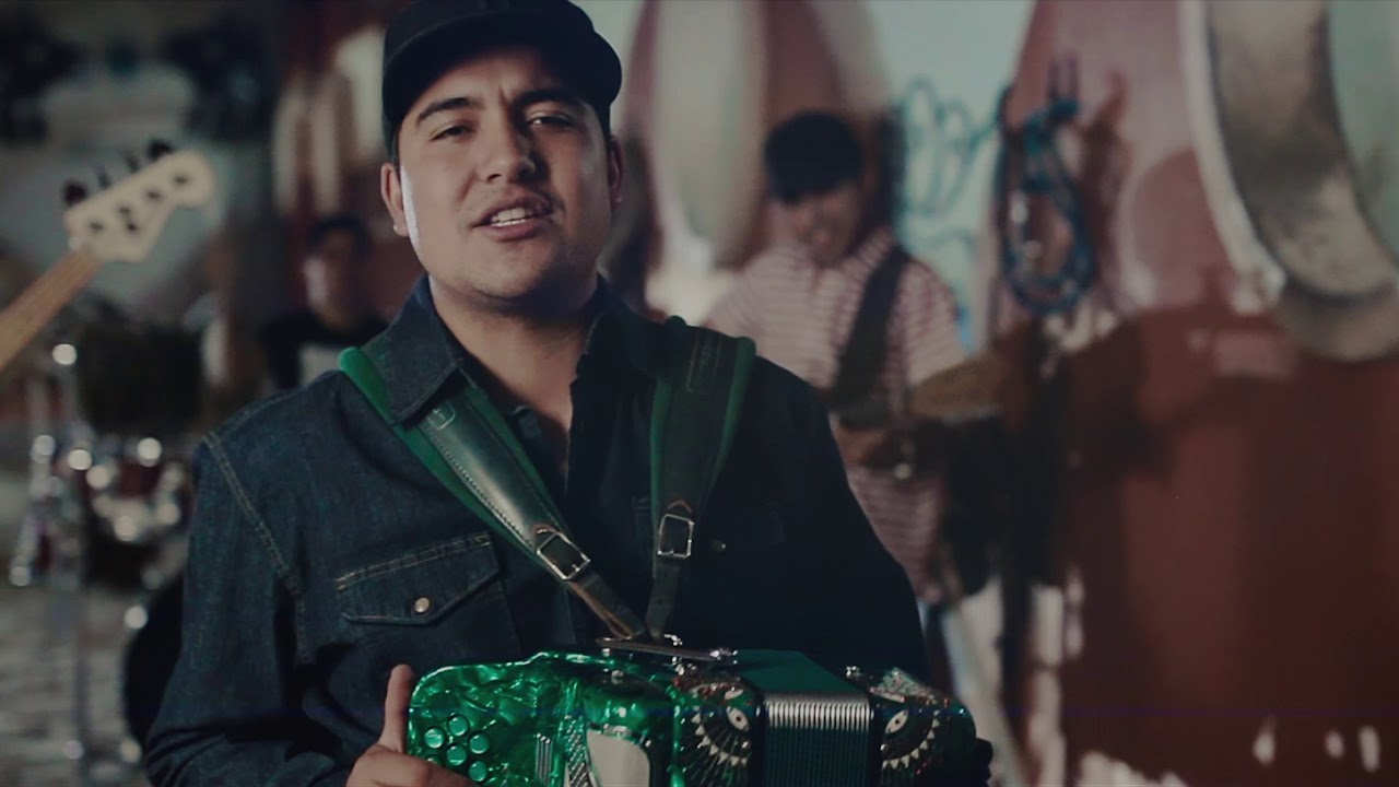 Los De La Banca - Corona De Rey (Video Oficial)