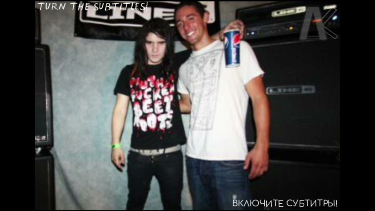SONNY MOORE (SKRILLEX) SINGS 