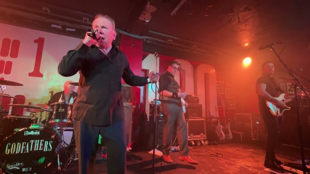 ‘Birth, School, Work, Death’ - The Godfathers - The 100 Club 13/2/3026