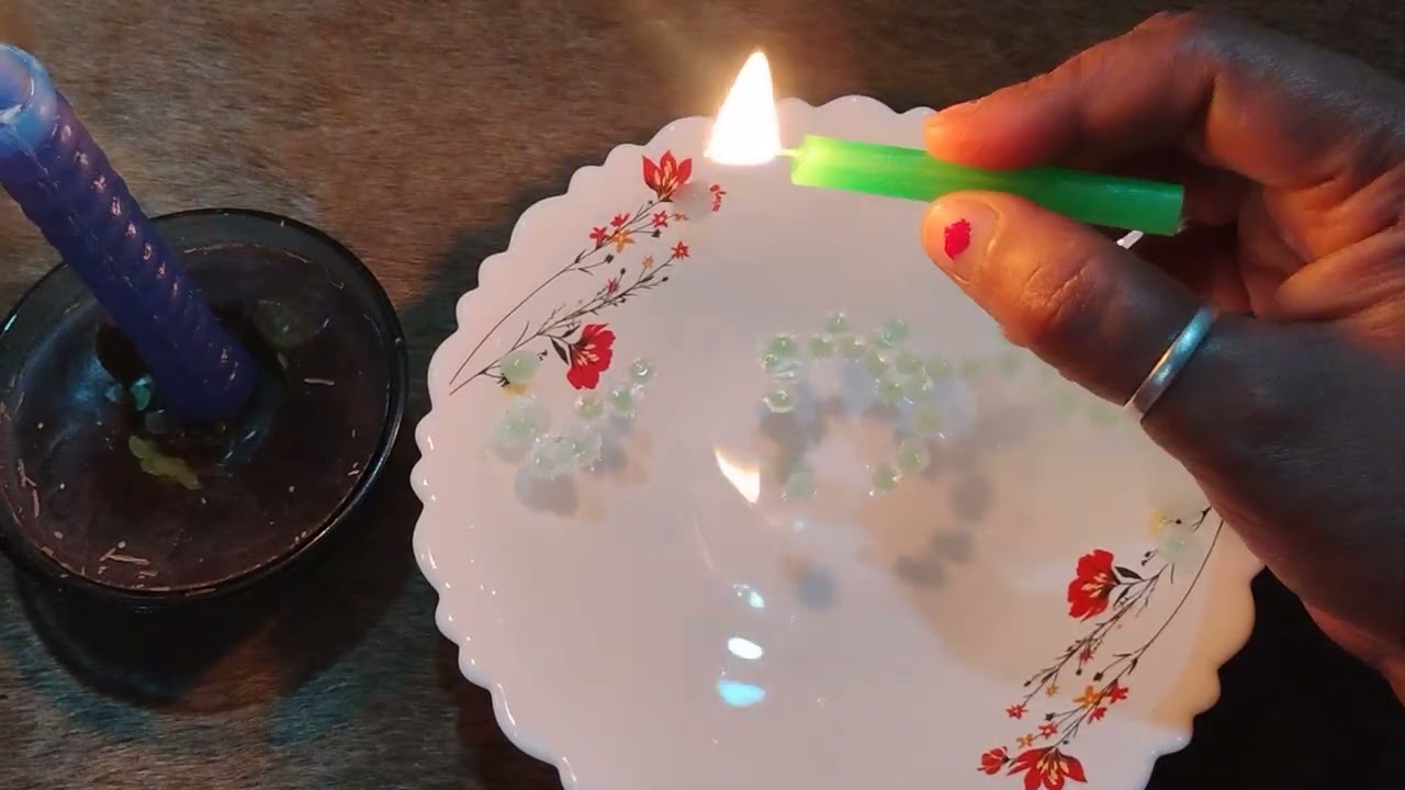 पार्टनर के फीलिंग आप के लिए क्या है ❤️ Candle wax reading ♥️ Love reading #viral #candle #love 