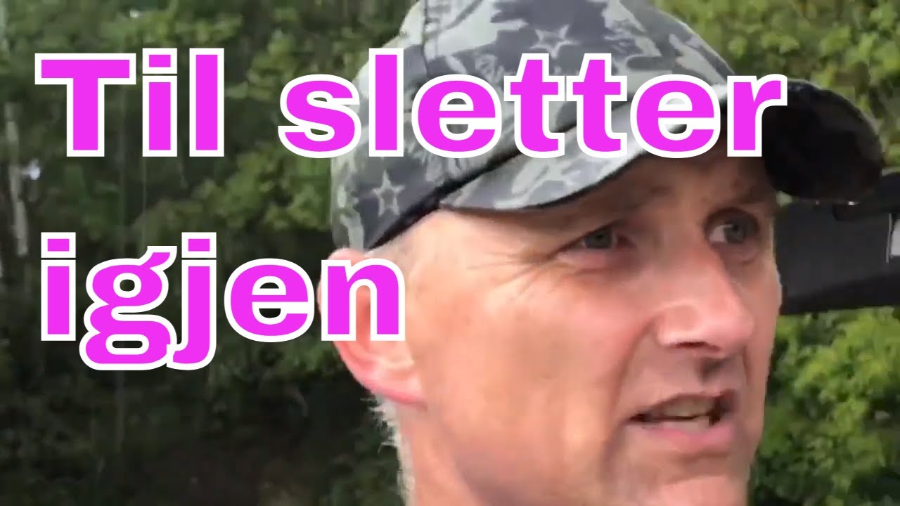 Øyhopping ved Larkollen - På tur i sjøen med gummibåt i et maritimt miljø.