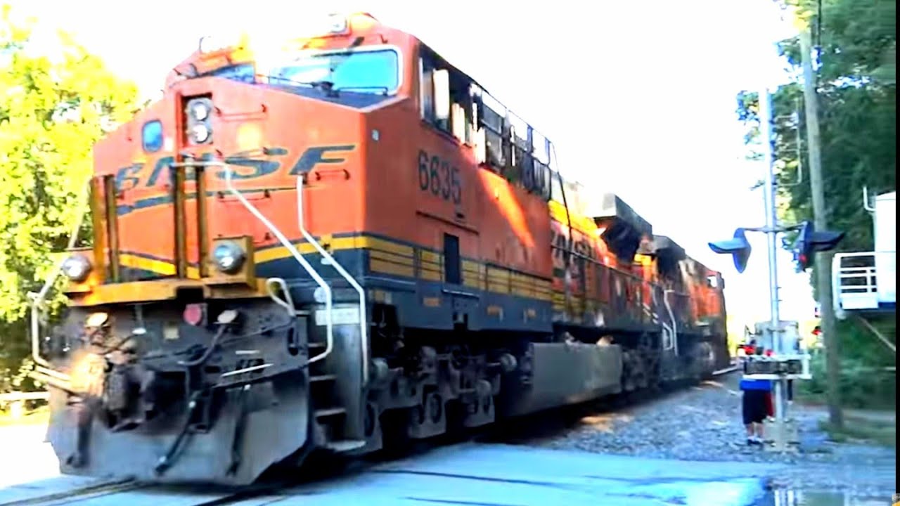 2 Hours of CSX Freight & MARC Passenger Trains