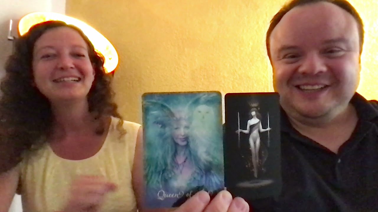 Tarot - Tageskarte - Königin der Schwerter