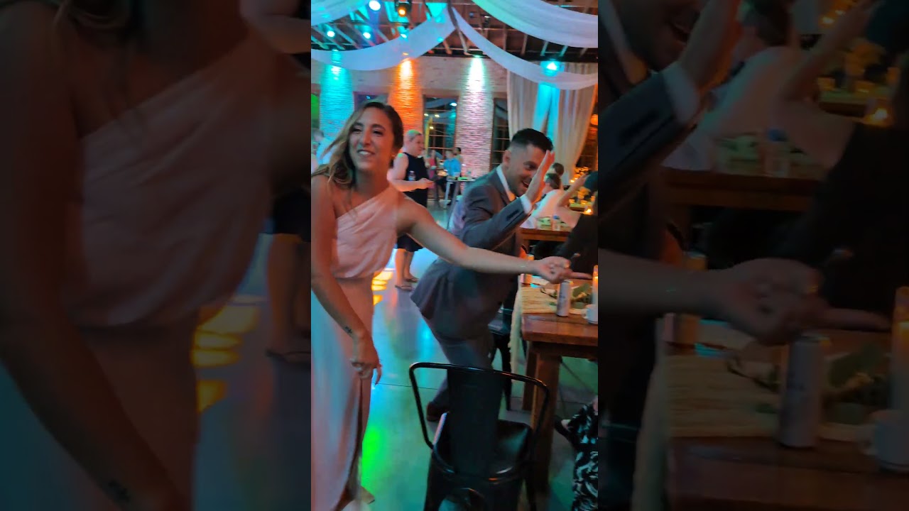 Become an expert at chugging beers #youtubeshorts #gadgets #bierstick