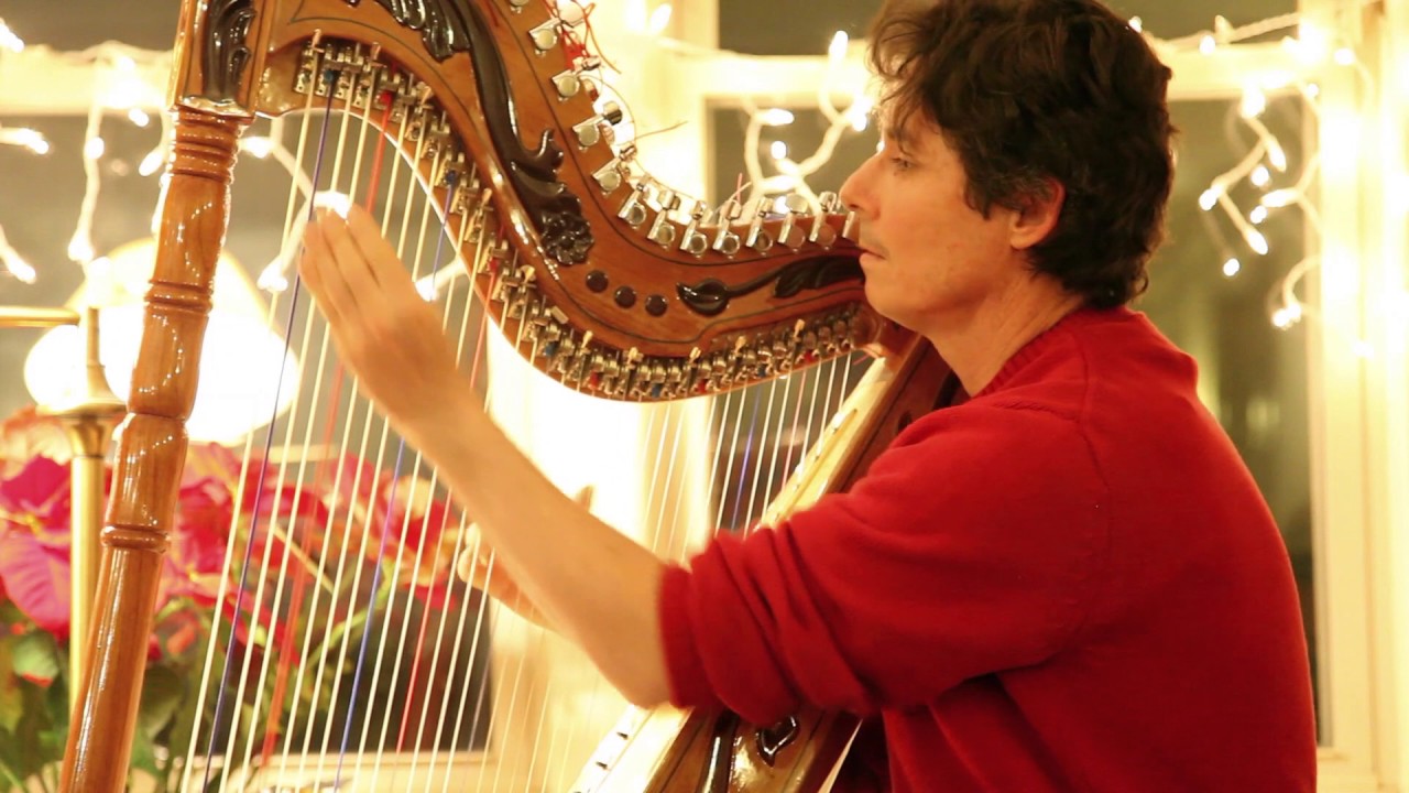 Harpist Nicolas Carter plays Sueno de Angelita
