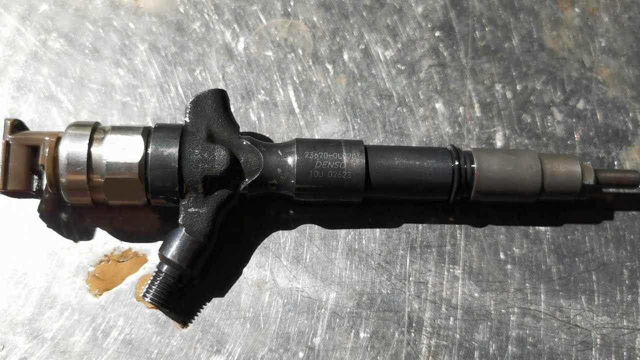 how to common rail fuel injector repair 2.4 engine Hilux Toyota 