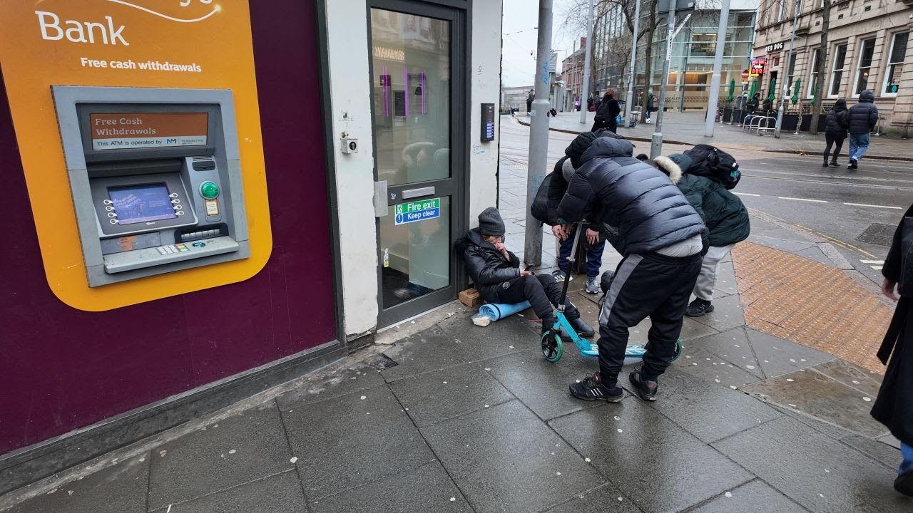 homeless in Nottingham and being told I cant film (oh yes I can)