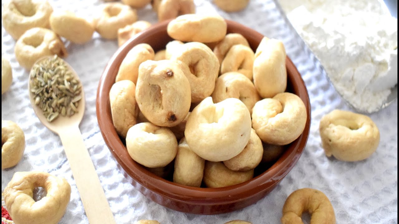 Taralli Pugliesi Fatti in Casa: la Ricetta Tradizionale che Non Ti Aspetti