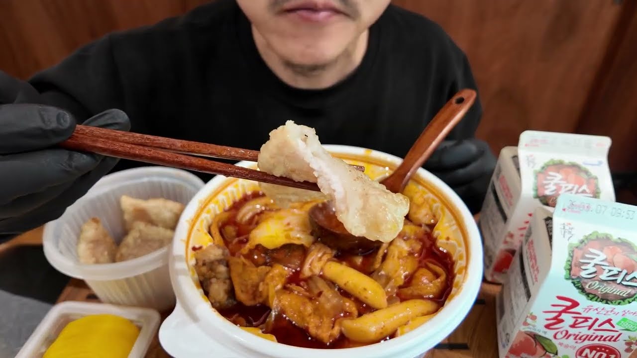 🔥맵찔이 금지⚠️마라엽떡 + 꿔바로우 현실 먹방 l Mala-flavored spicy tteokbokki + real life eating show of fried pork