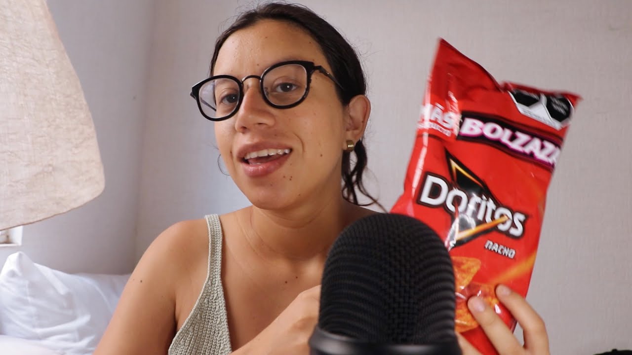 ASMR comiendo Doritos a mi manera 🔥 *hablando acerca de la crianza*