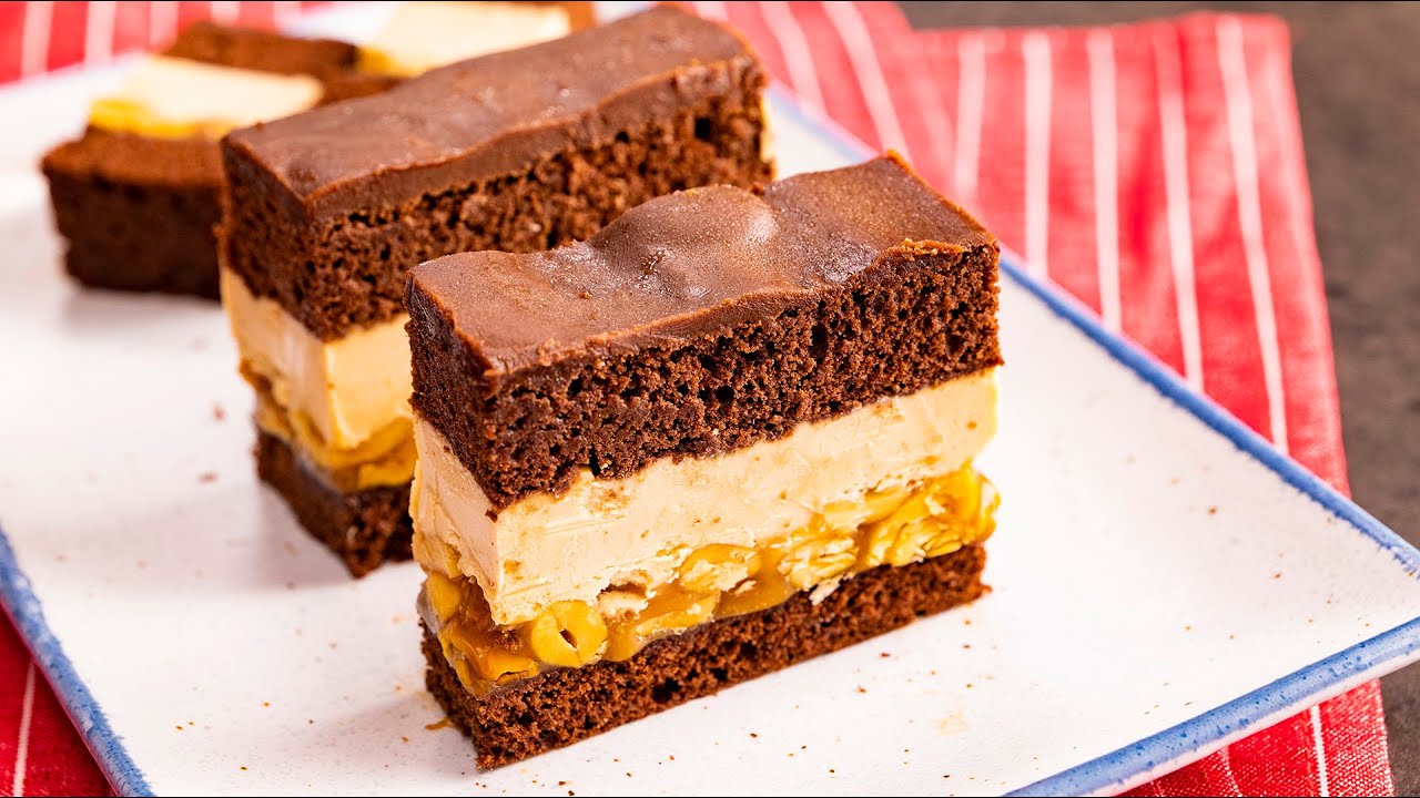 Snickers Cake