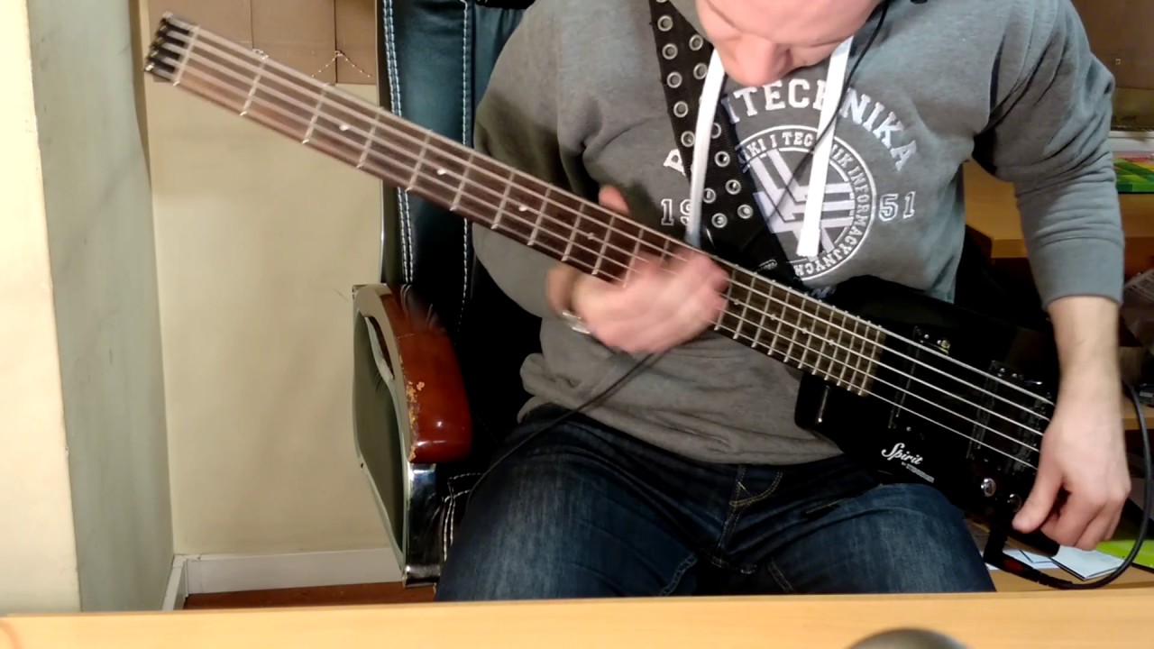 Muse - Hysteria (Bass Solo)