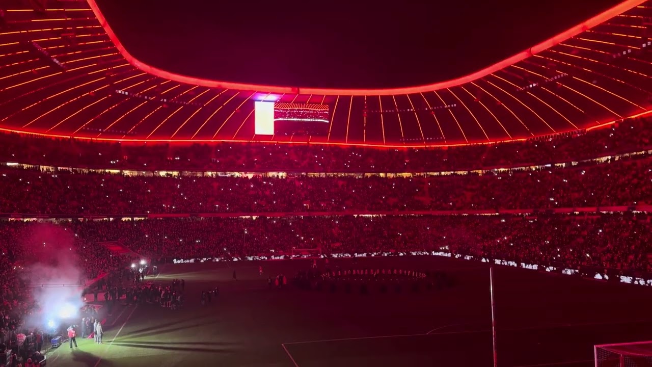 FC Bayern München - RB Leipzig 24/25 Absage Weihnachtsshow + Stille Nacht, Heilige Nacht